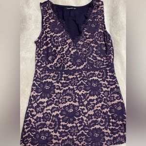 PattyBoutik Women’s Scallop V Neck Floral Lace Blouse - Size M